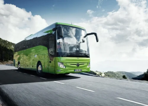 Mercedes Tourismo